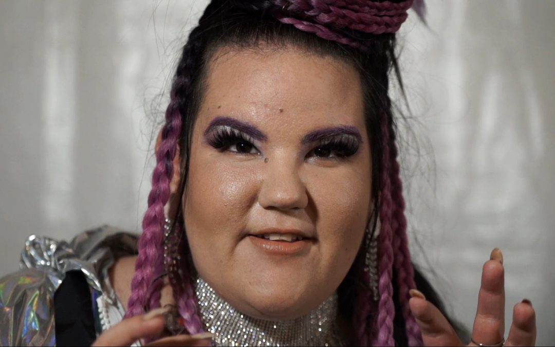 „Finde dich selbst, feier dich selbst“: Netta macht Mut fürs Coming-out